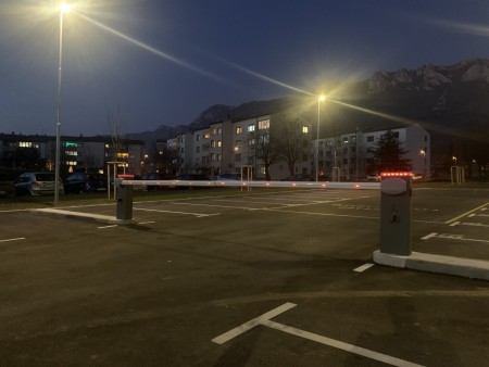 Postavitev dveh zapornic TAU LUXE-M v Ajdovščini